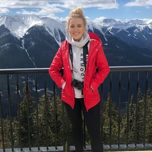 Meet your Posher, Nicole